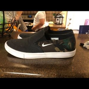 Nike slip ons. Men’s size 11